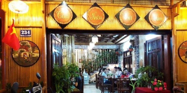 Review nhà hàng giá bình dân tại quận Tân Bình